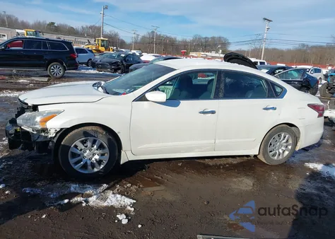 2014 Nissan Altima 2.5 S z USA, uszkodzony, nr VIN 1N4AL3AP7EC278589
